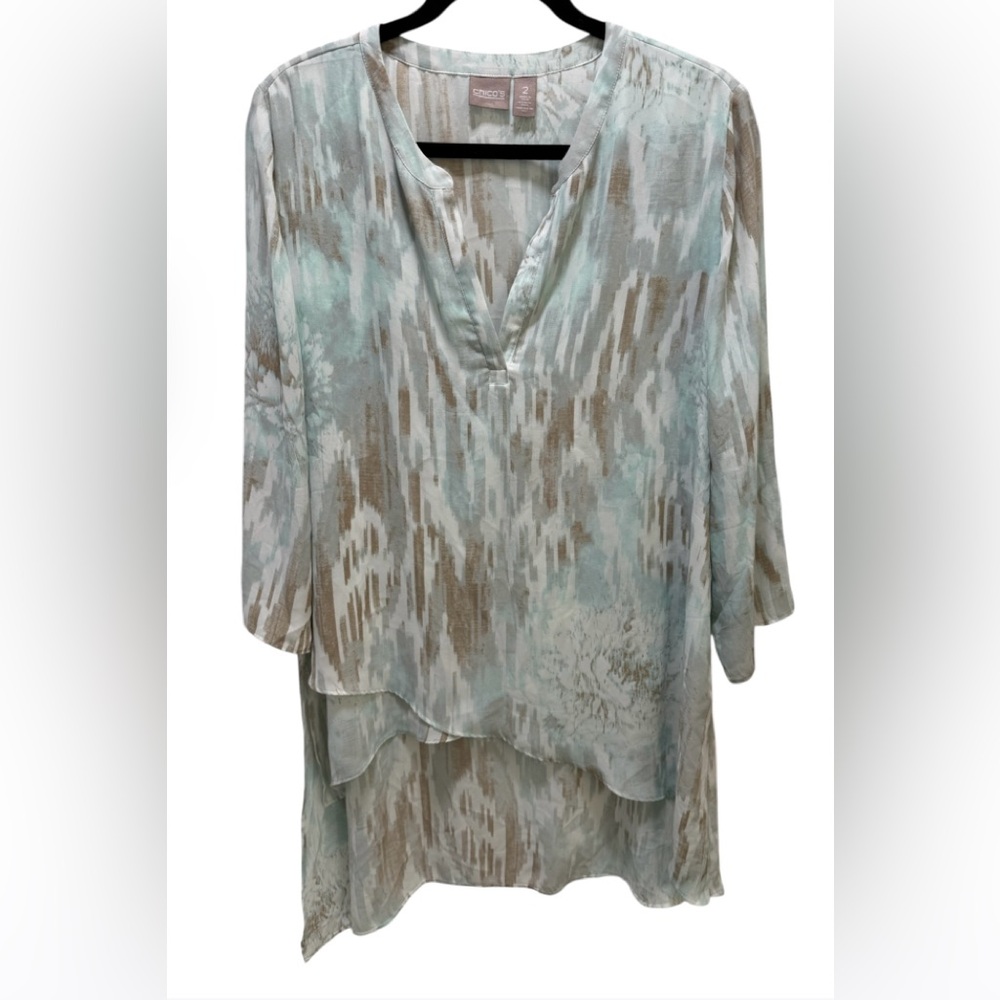 Chico’s  Aqua,Tan & White Blouse With Asymmetrical Hem 3/4 Sleeves Sz(2)